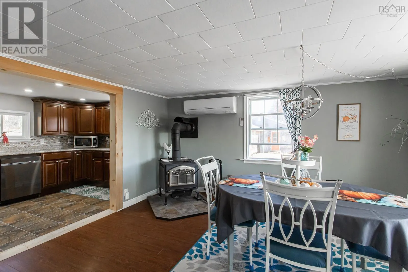 1289 Granville Road