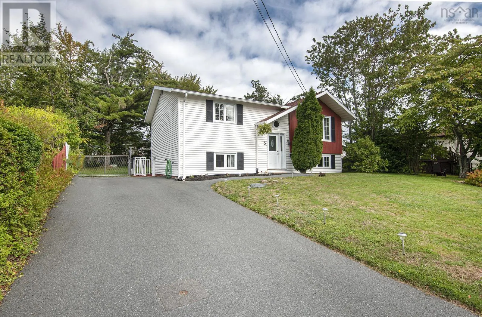 5 Silistria Drive