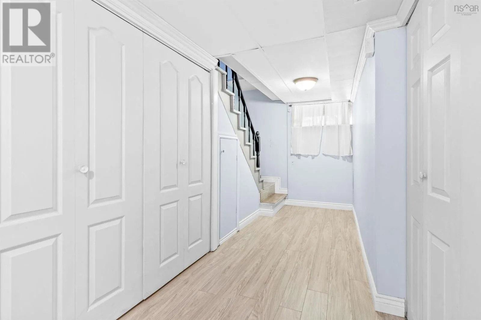 1059 Fall River Road