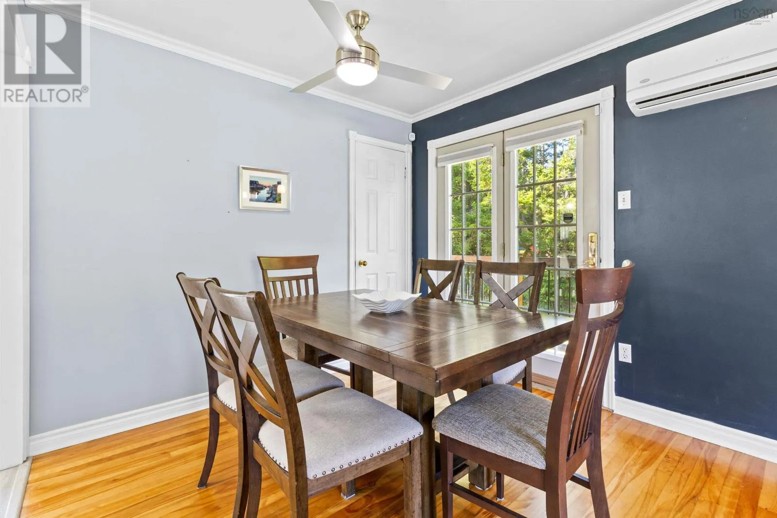 1059 Fall River Road