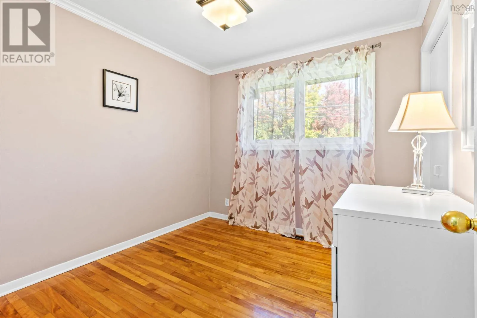 1059 Fall River Road