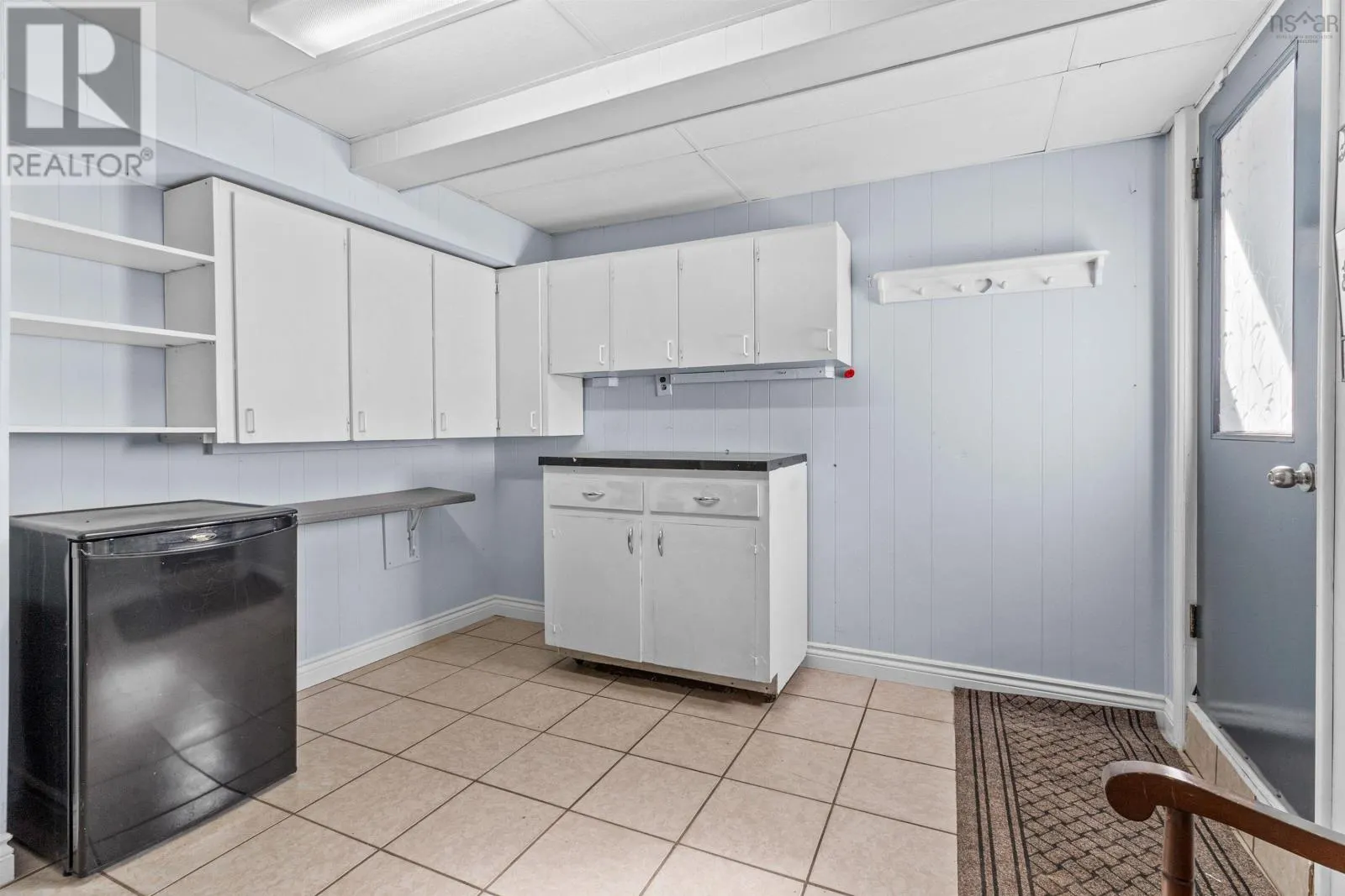 1059 Fall River Road