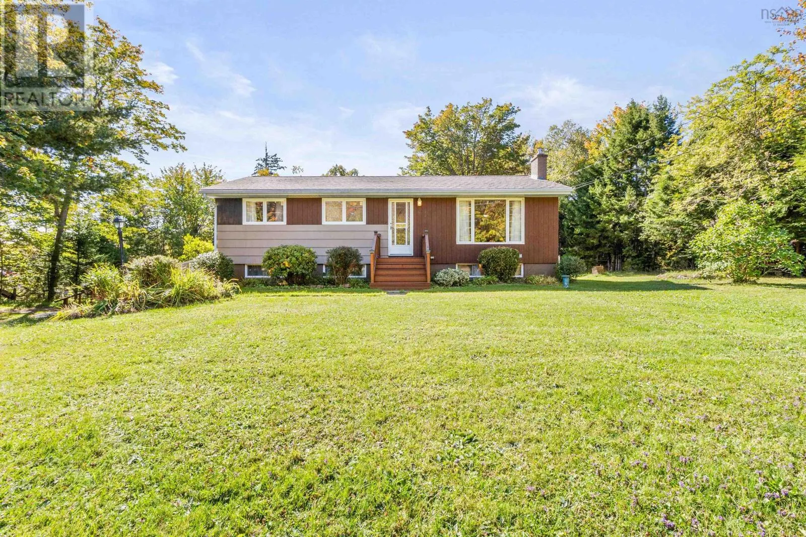 1059 Fall River Road