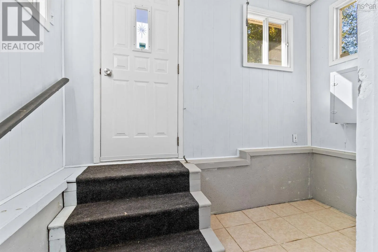 1059 Fall River Road