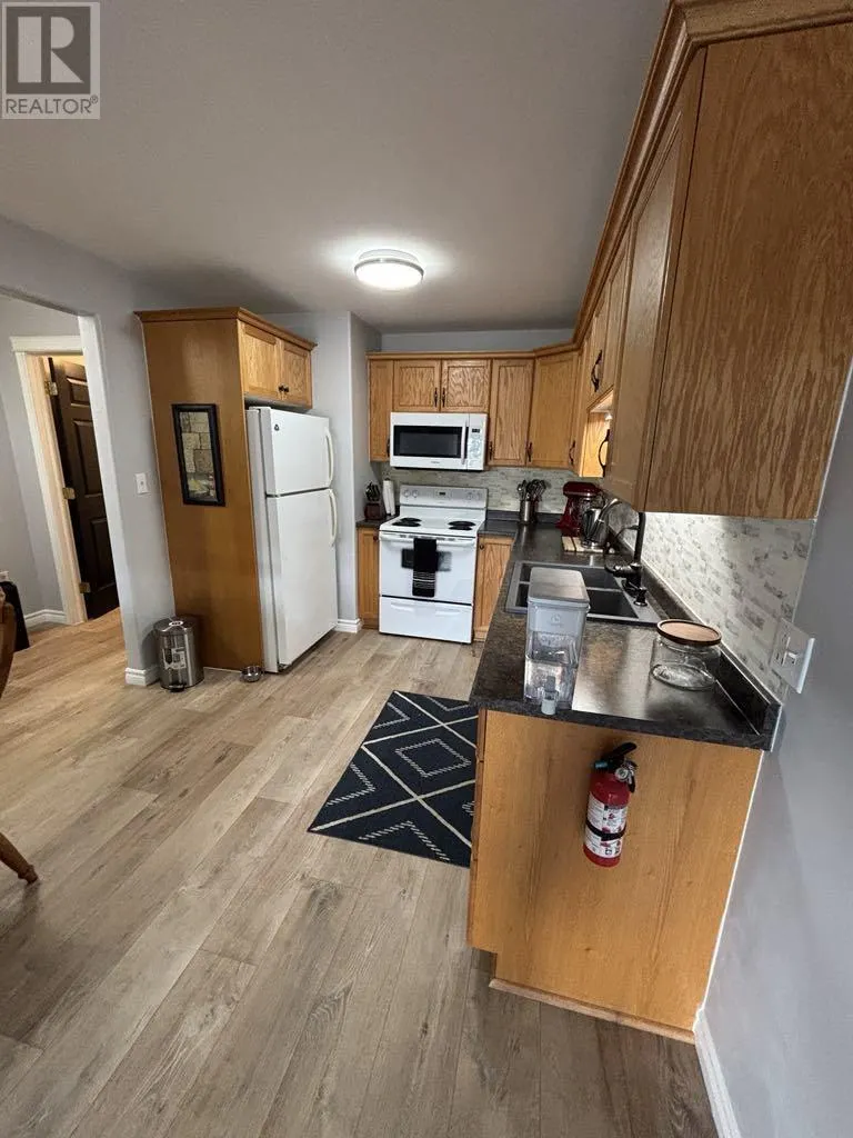 Unit 5 - 2 Elena Court
