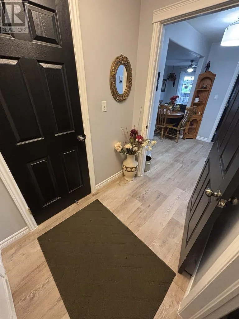 Unit 5 - 2 Elena Court