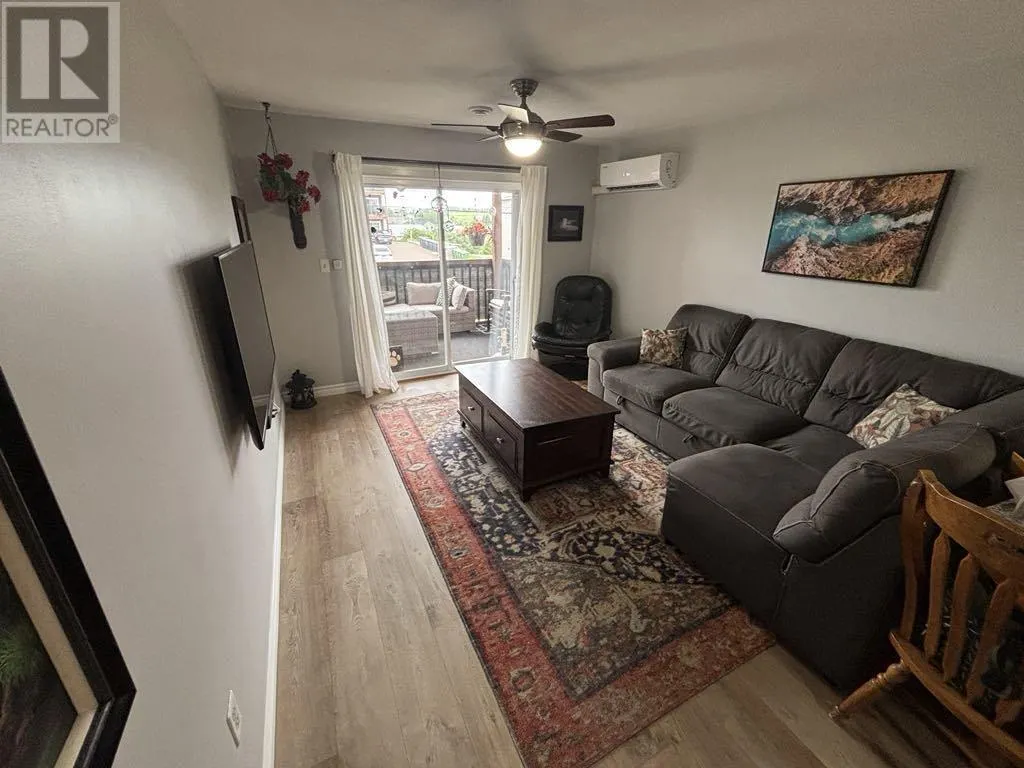 Unit 5 - 2 Elena Court