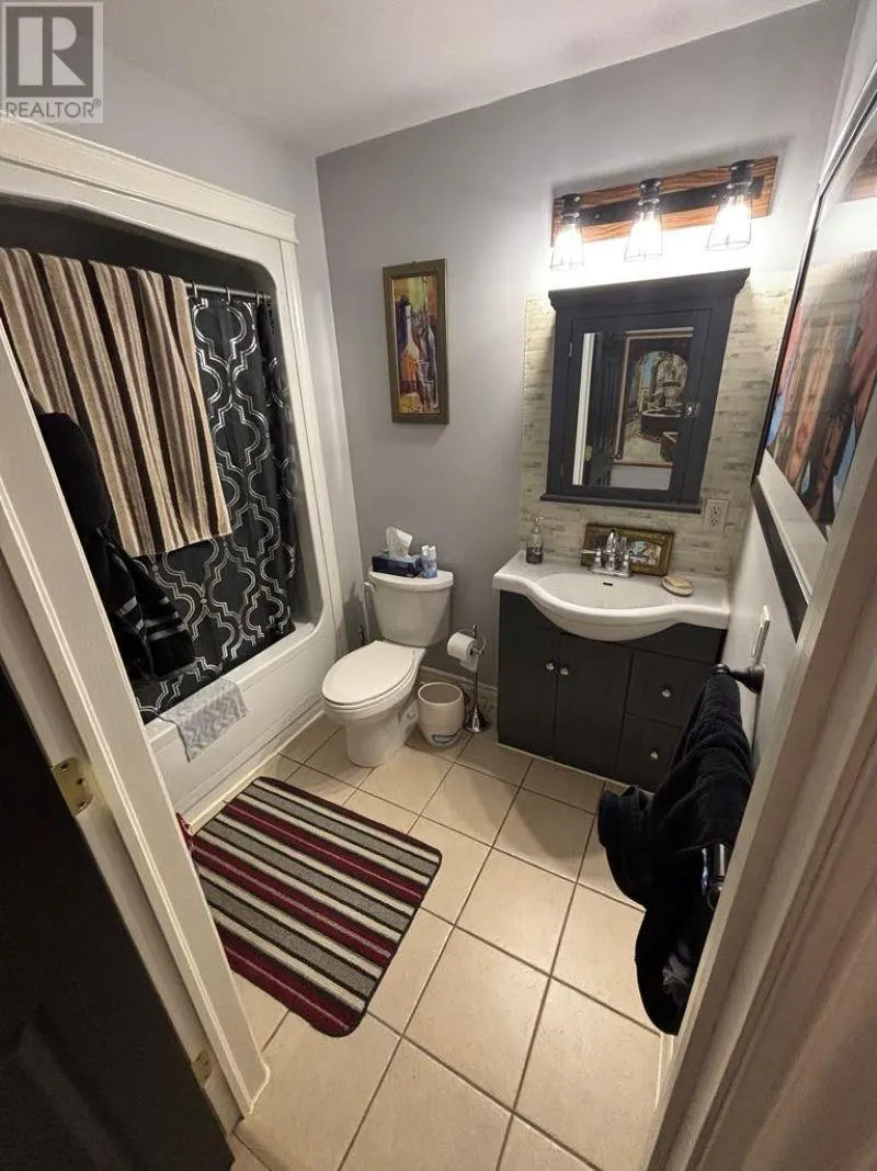 Unit 5 - 2 Elena Court