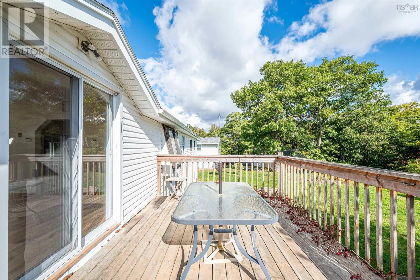 206 Lakeview Road