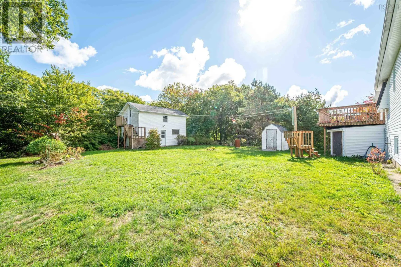 206 Lakeview Road