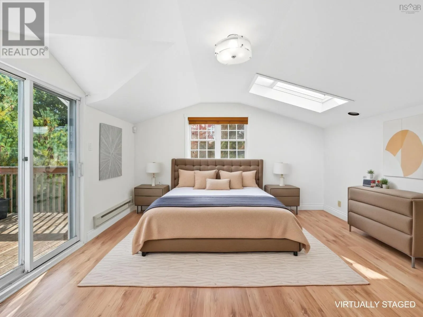 206 Lakeview Road