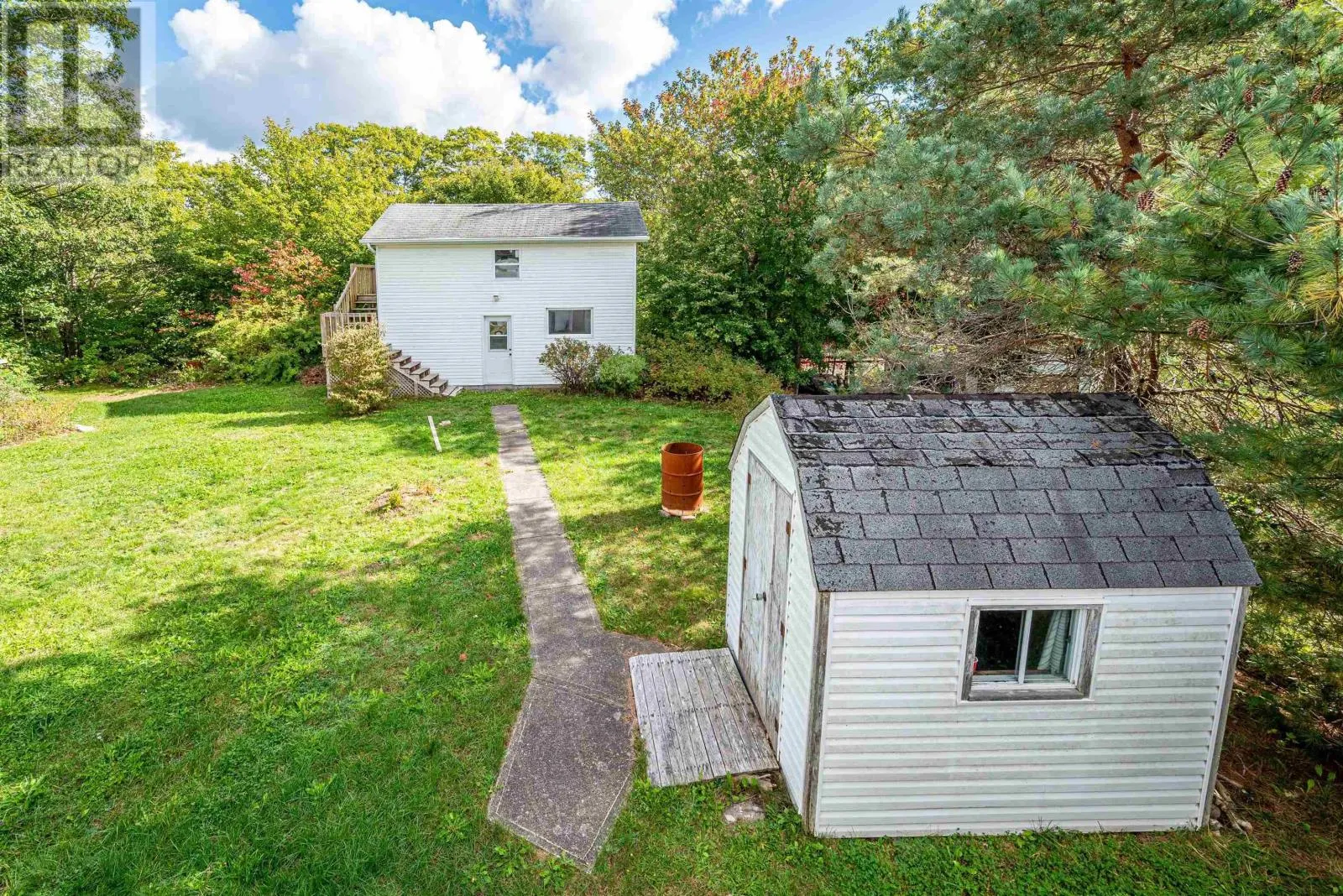 206 Lakeview Road