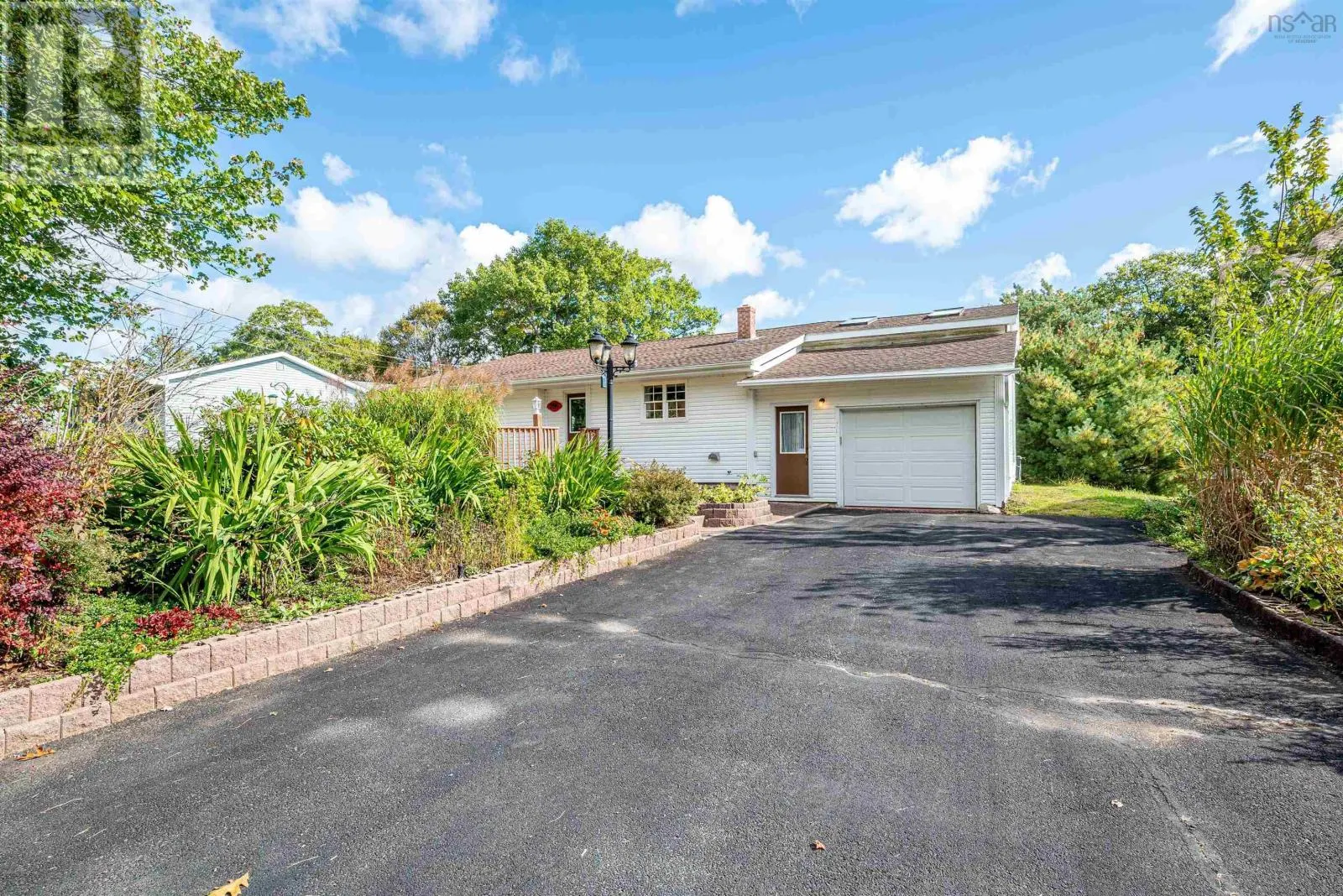 206 Lakeview Road