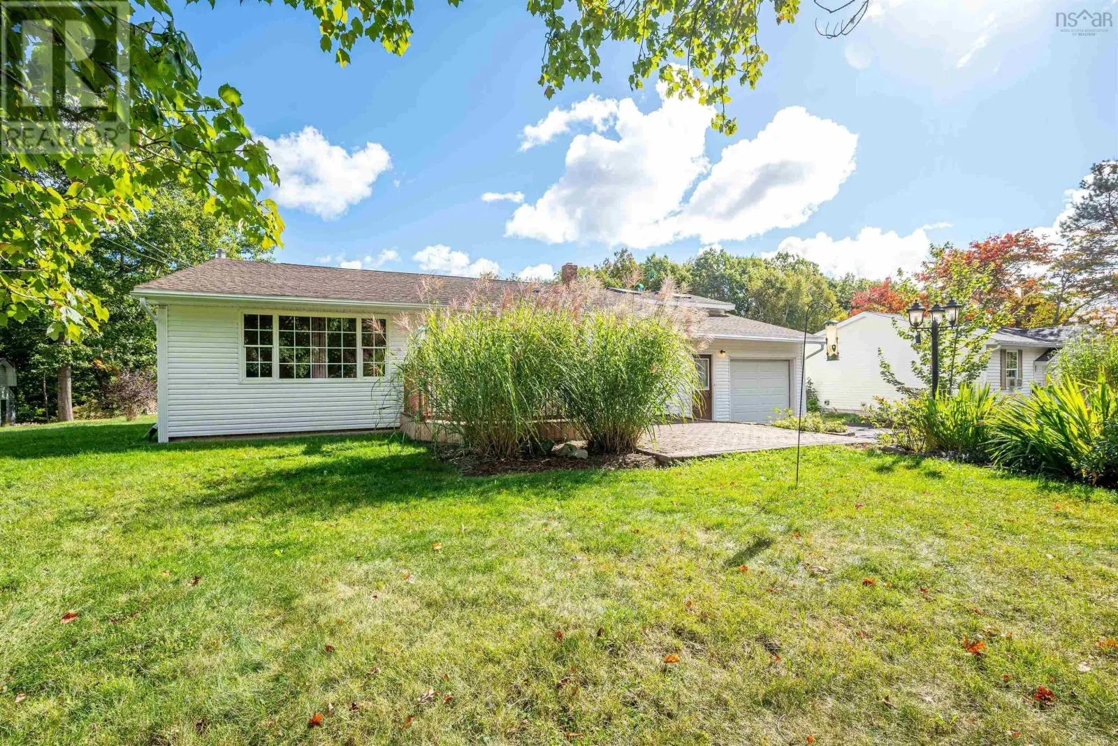 206 Lakeview Road