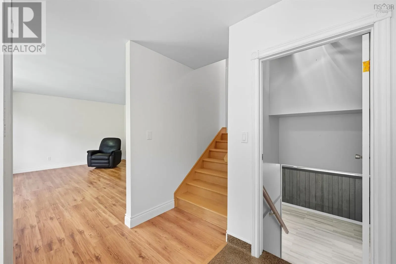 206 Lakeview Road
