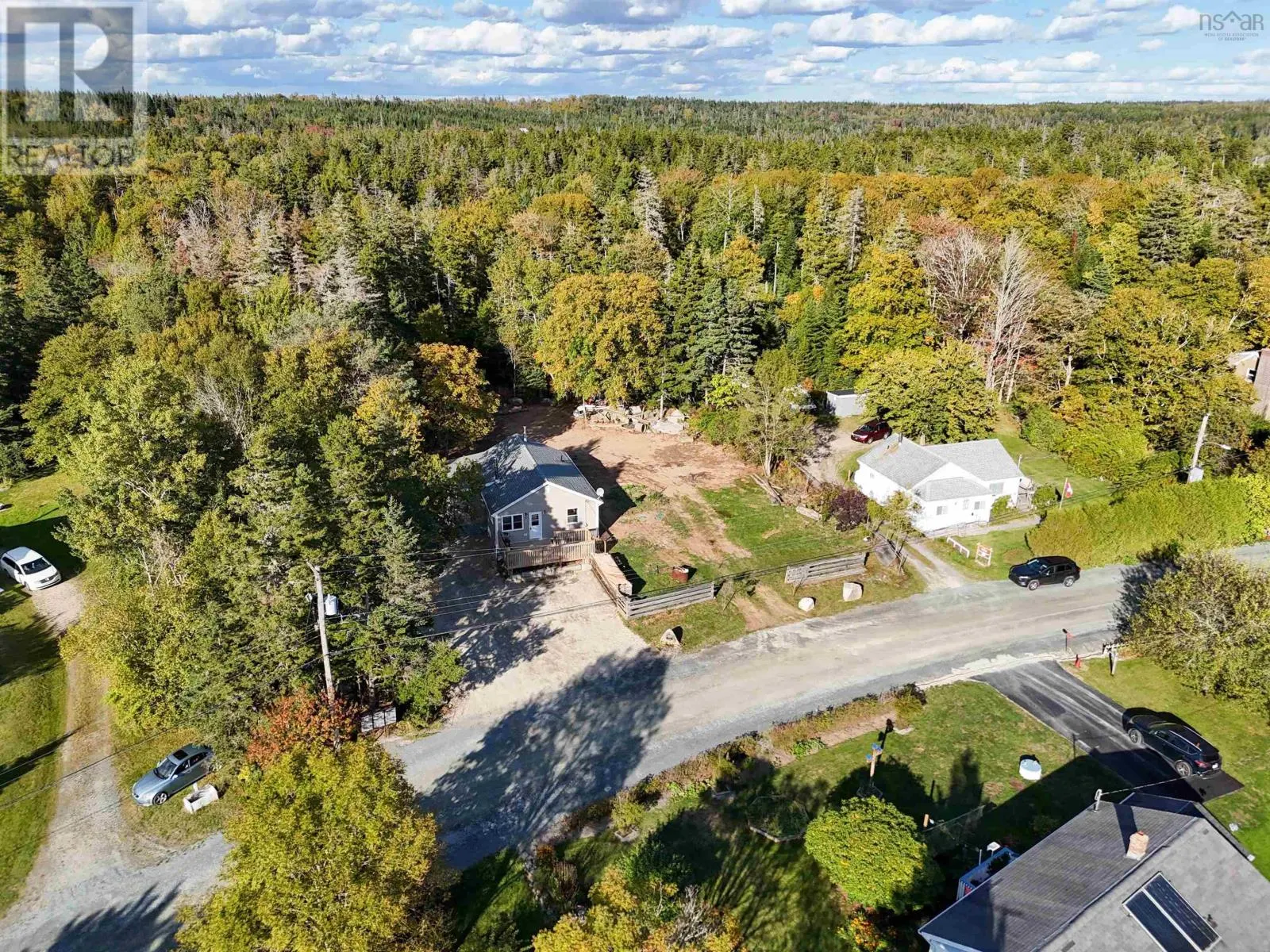 6 Beech Hill Road