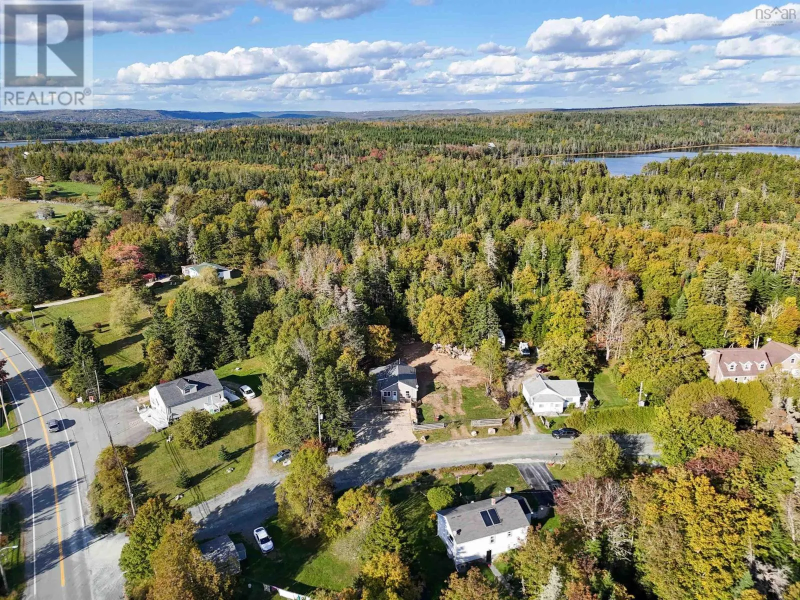 6 Beech Hill Road