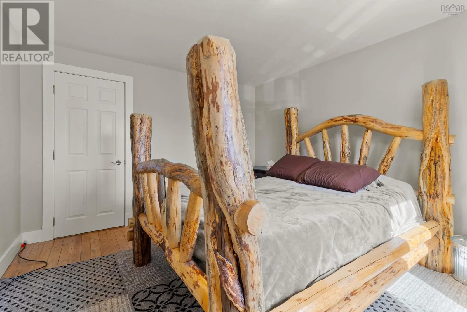 6 Beech Hill Road