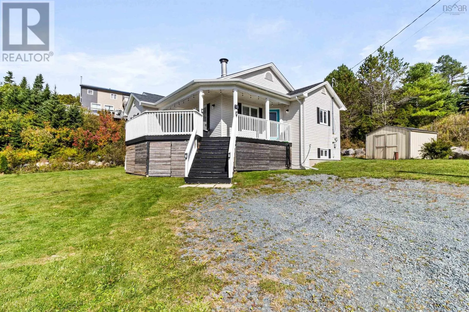 10 Mystic Ridge