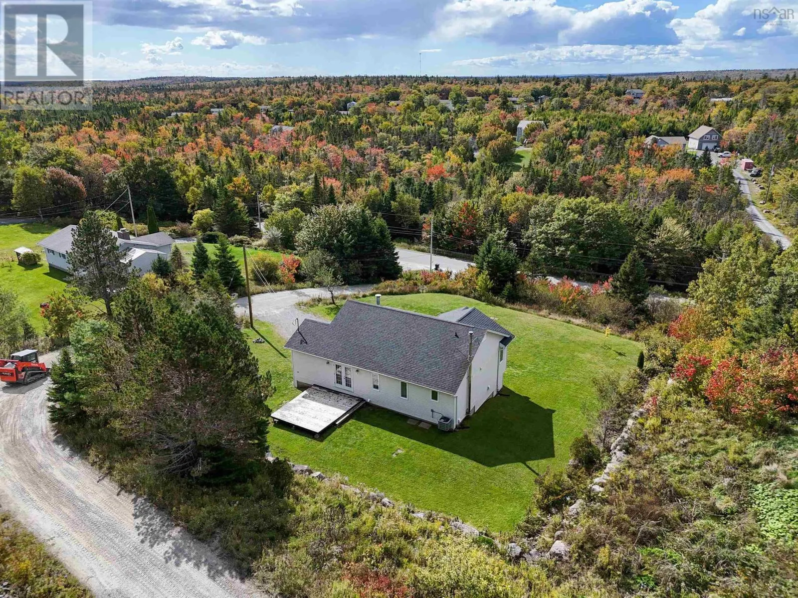 10 Mystic Ridge