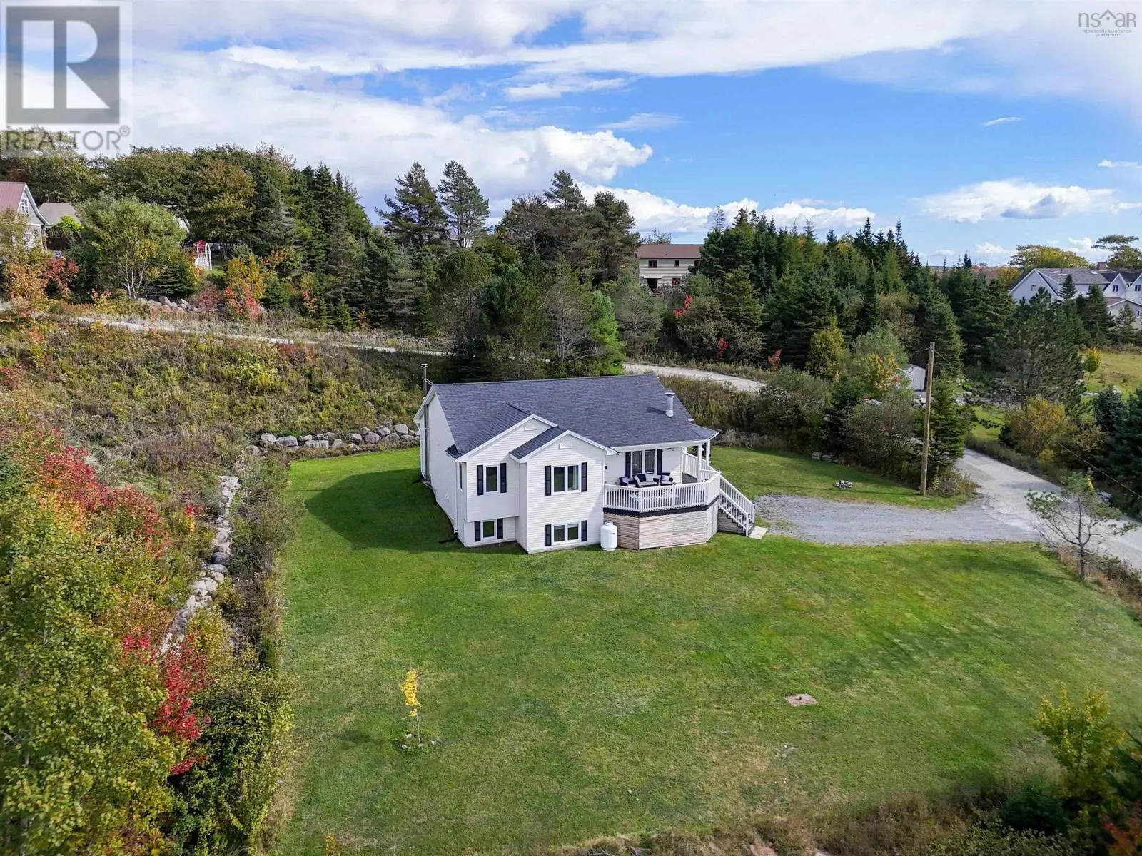 10 Mystic Ridge