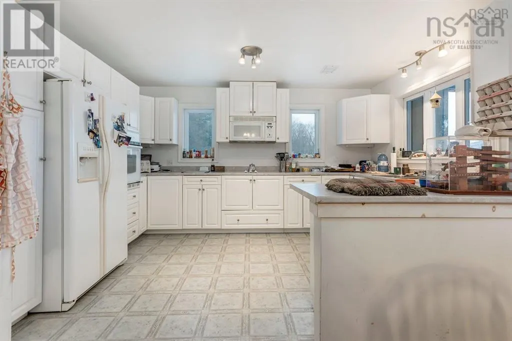 894 Morden Road