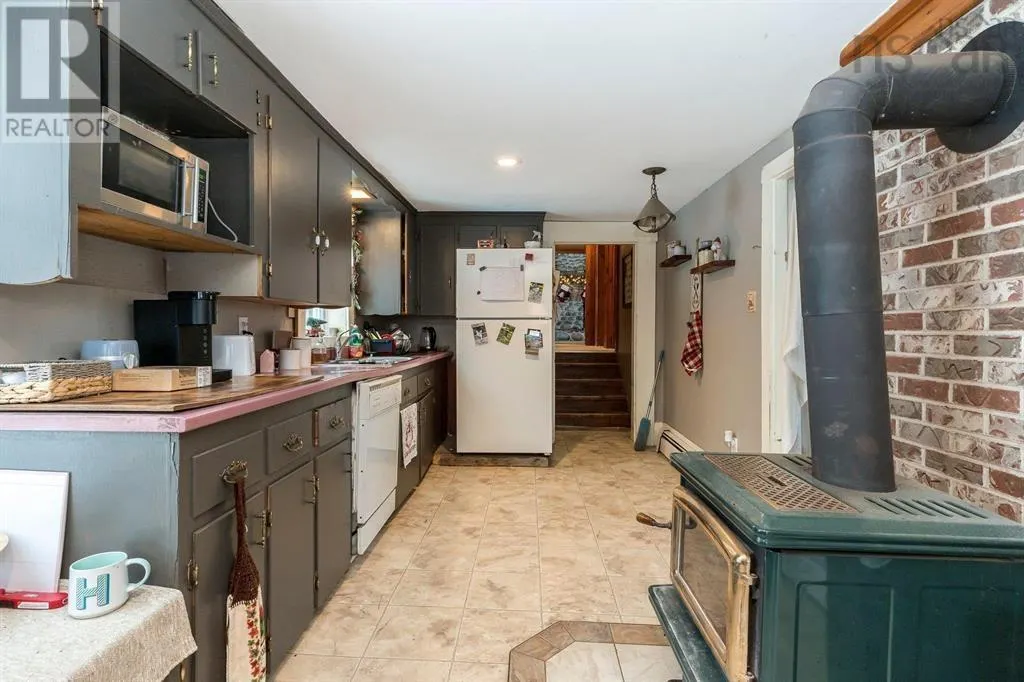 894 Morden Road