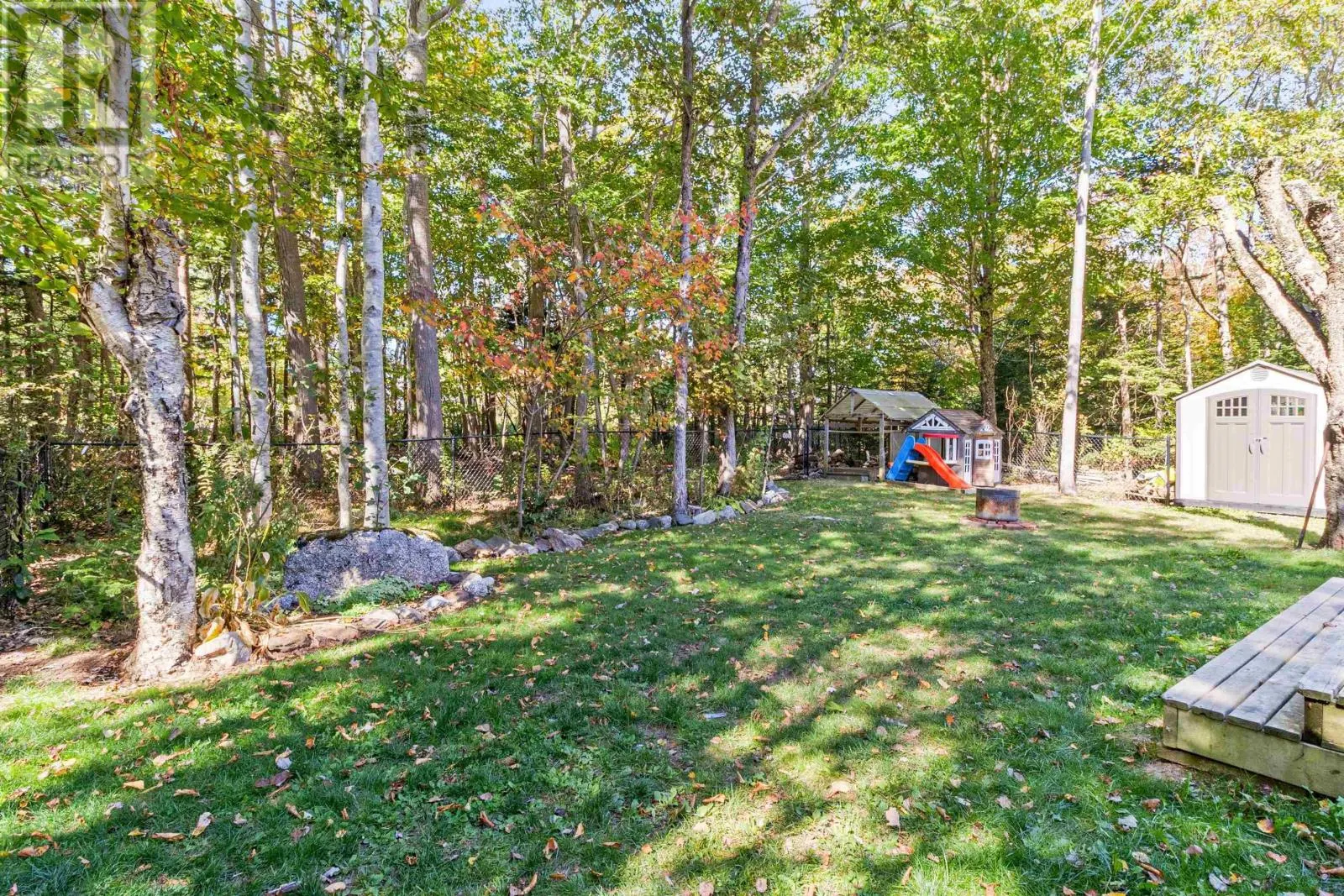 49 Pinetree Crescent