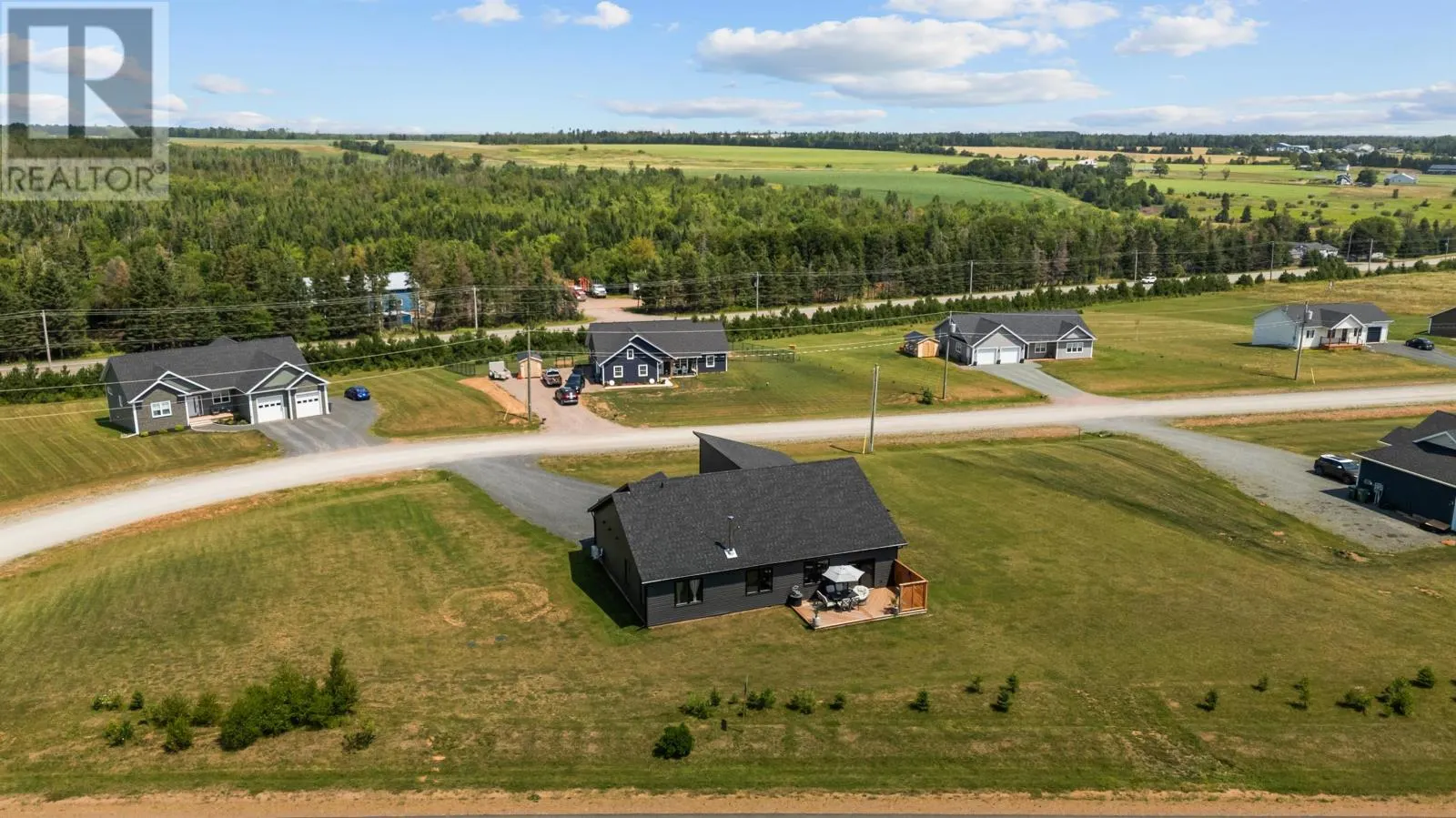 93 Kingsway Drive