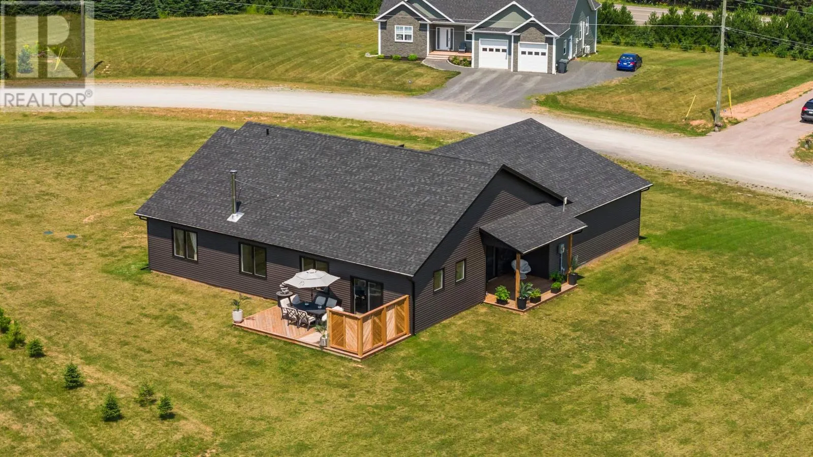 93 Kingsway Drive