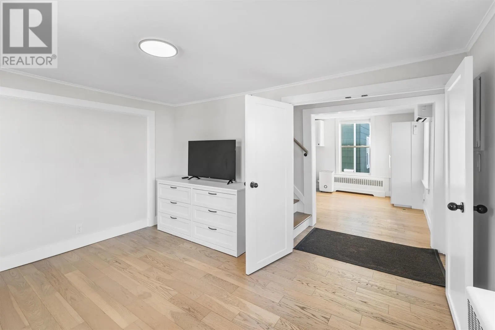 370 Second Street