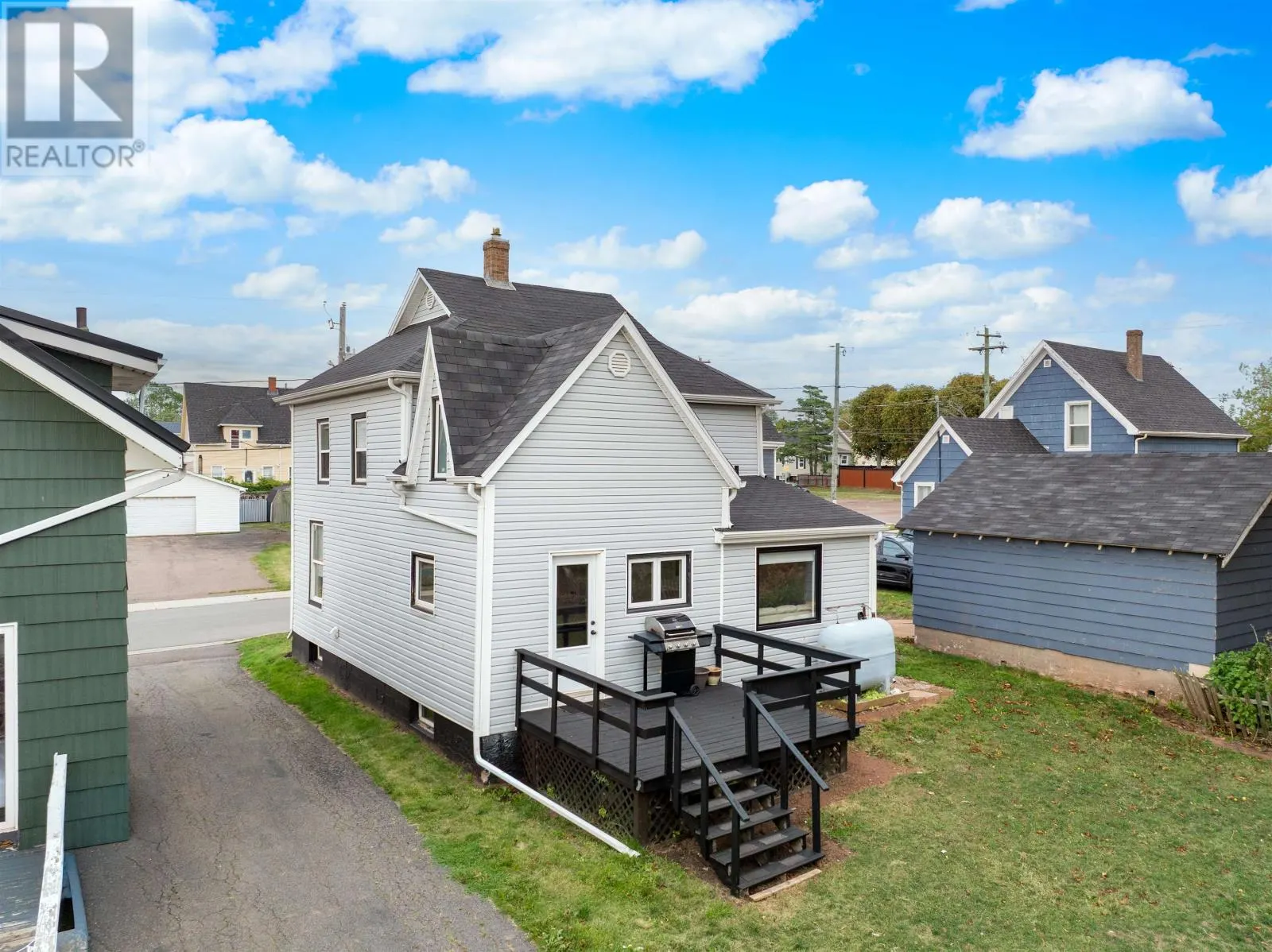 370 Second Street