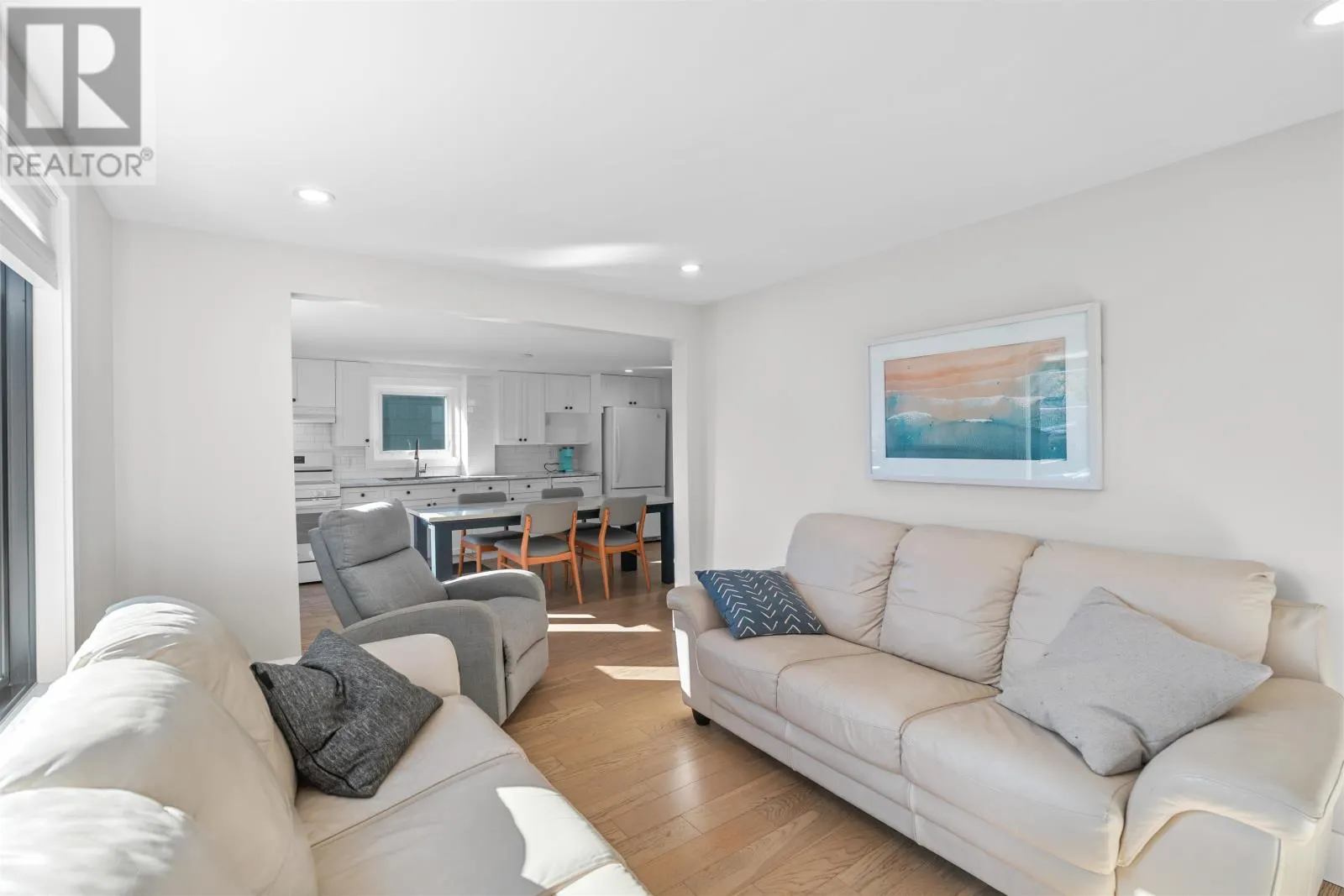 370 Second Street