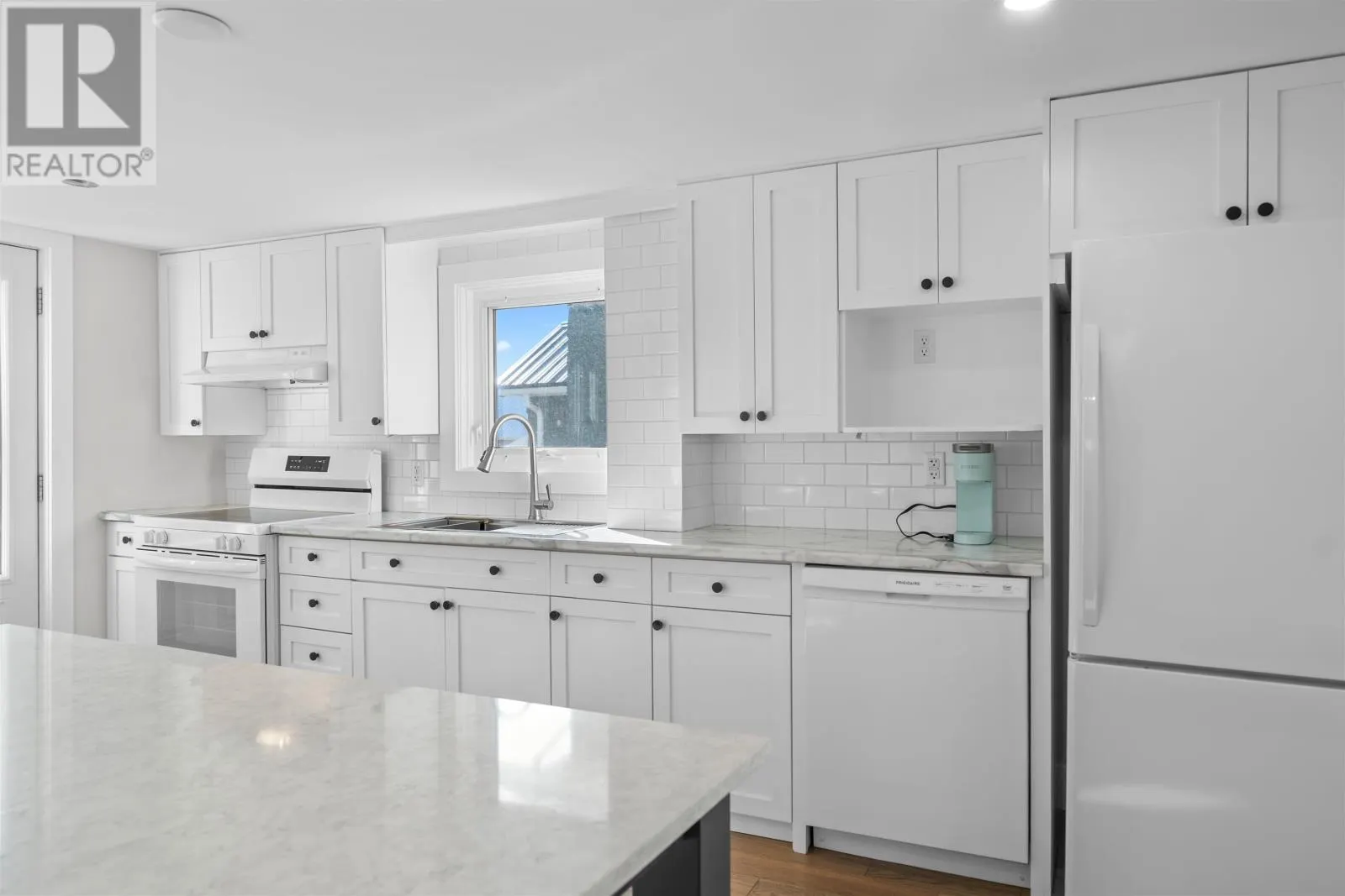 370 Second Street