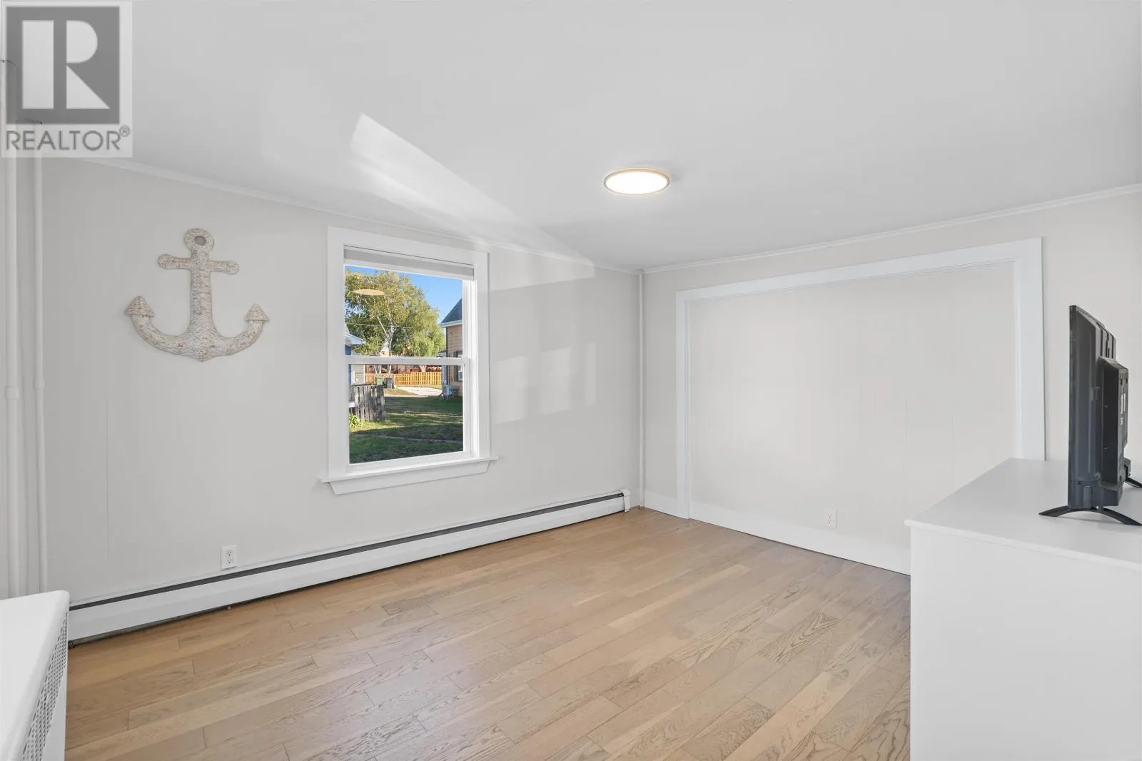 370 Second Street