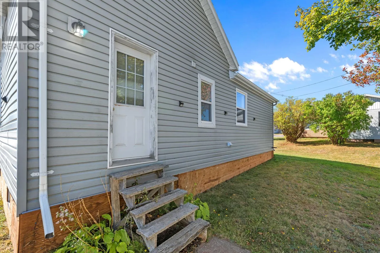 652 South Drive