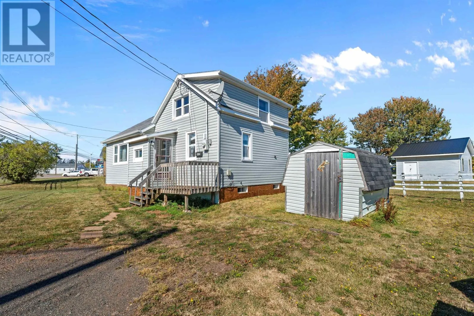 652 South Drive