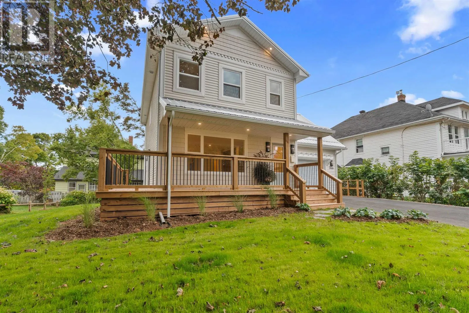 366 Oak Avenue