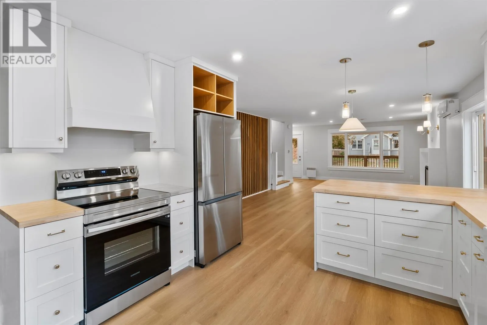 366 Oak Avenue
