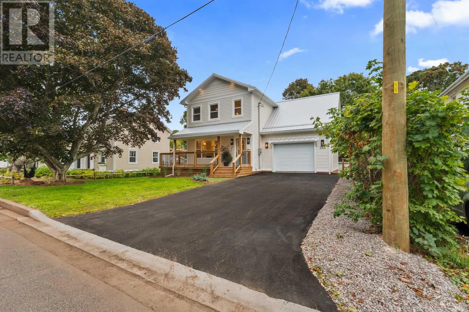 366 Oak Avenue