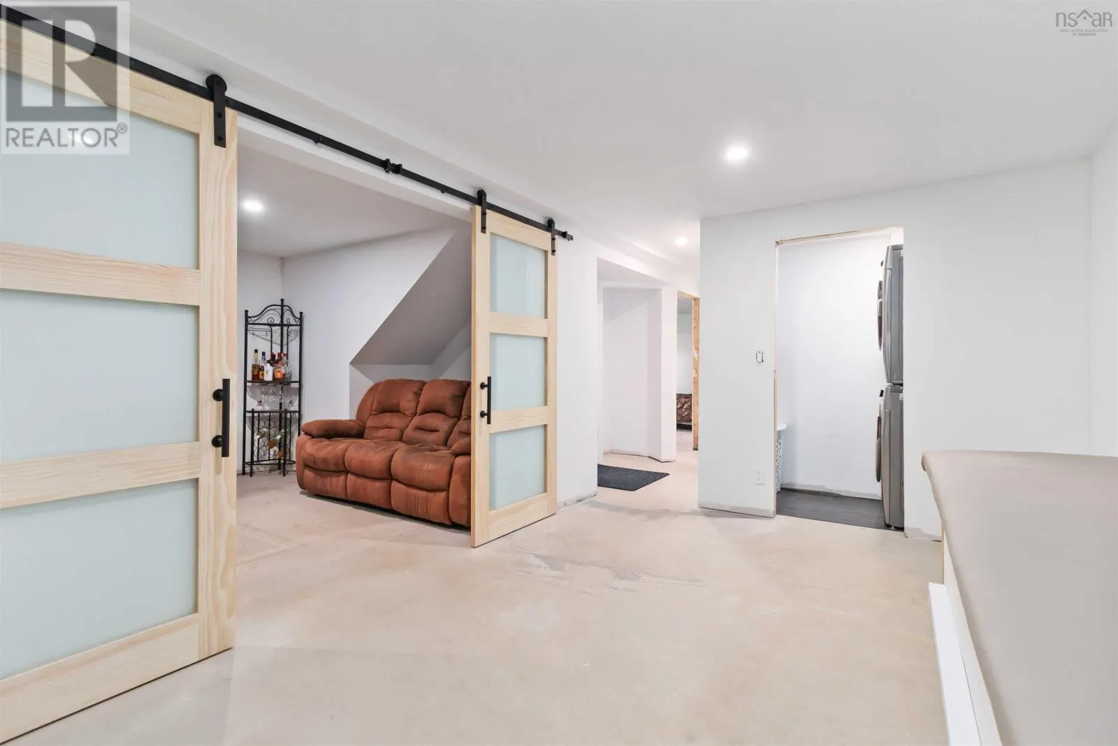 49 Madeline Avenue