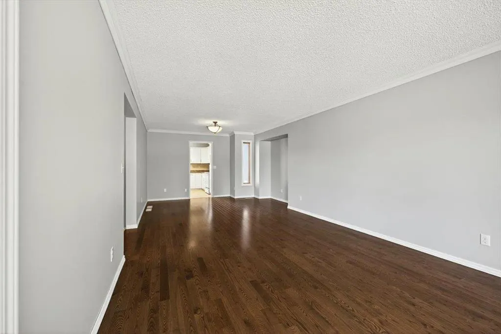 35 Hamilton Meadows Drive