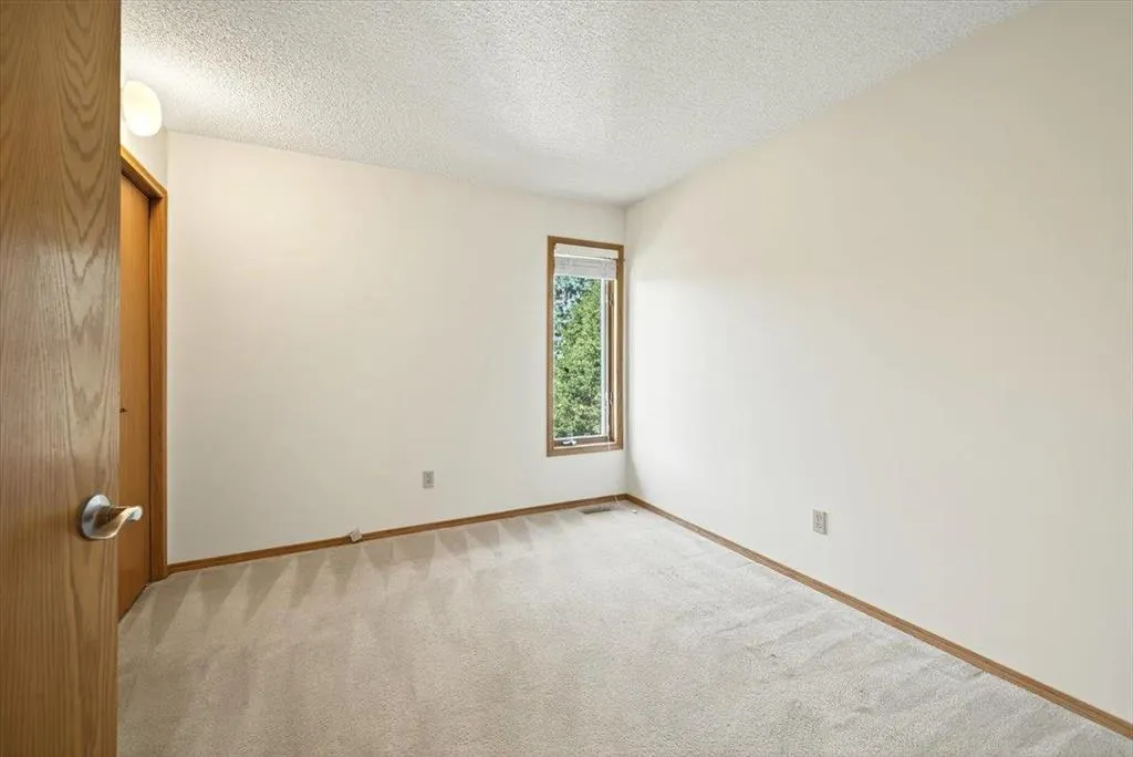 35 Hamilton Meadows Drive