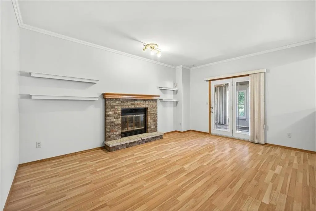 35 Hamilton Meadows Drive