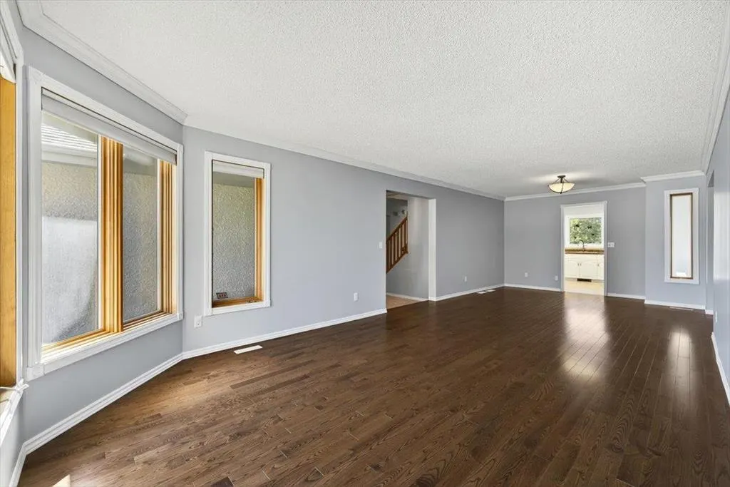 35 Hamilton Meadows Drive