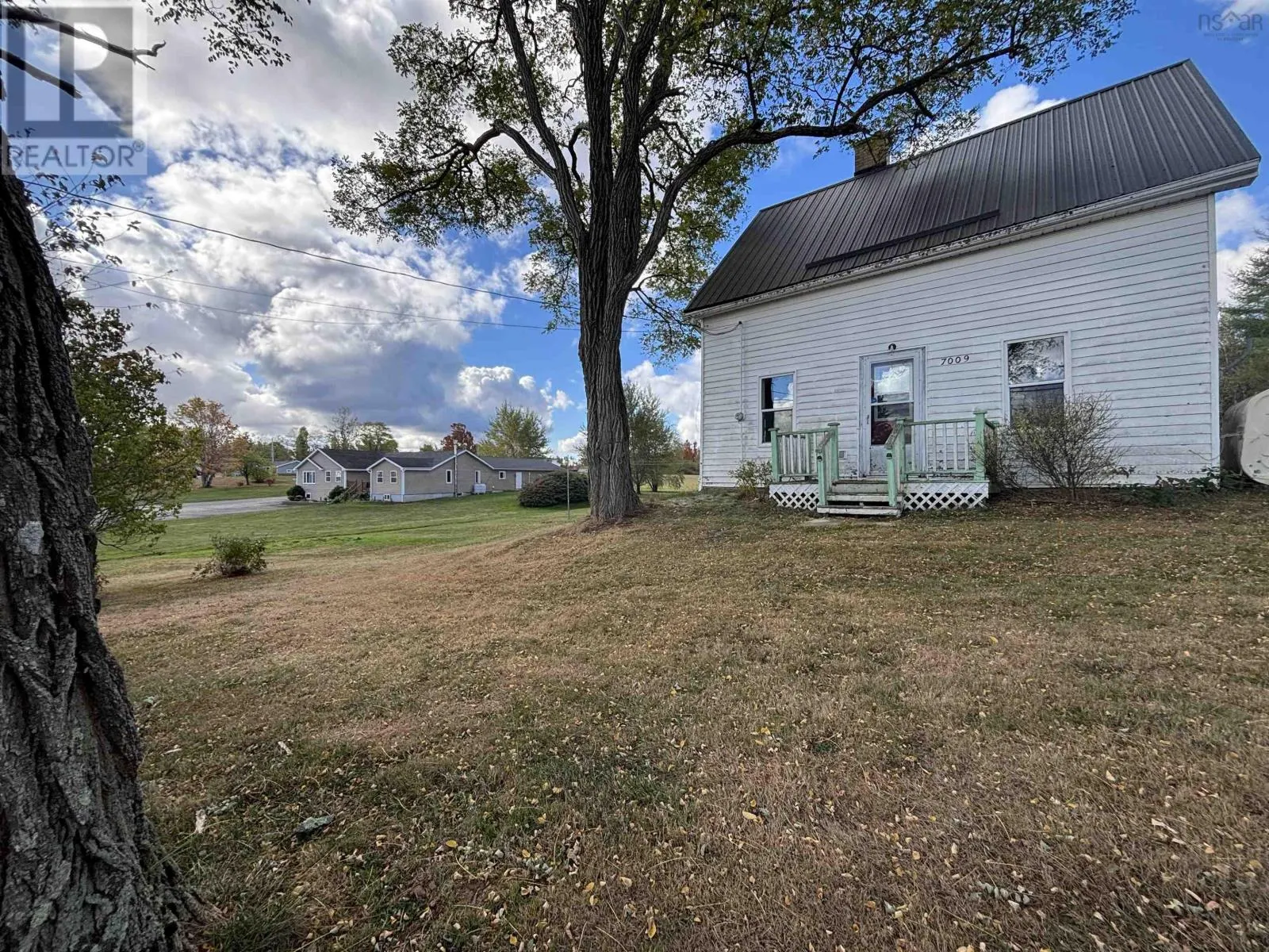 7009 Highway 354