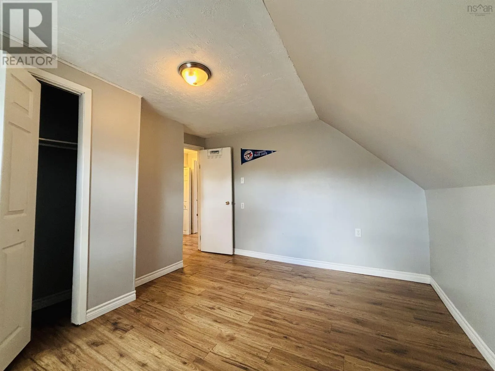 7009 Highway 354