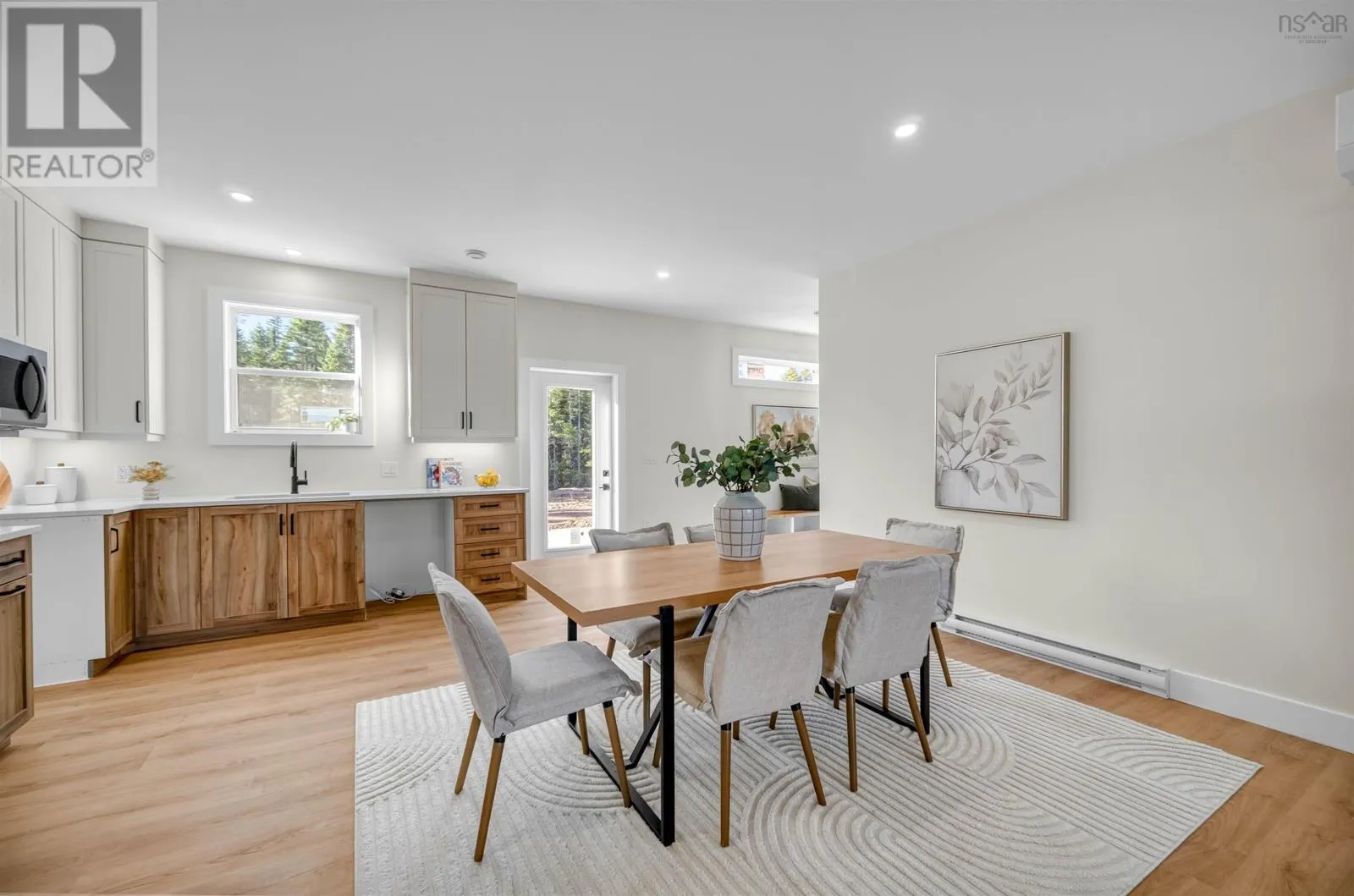 28 Ravenwood Drive