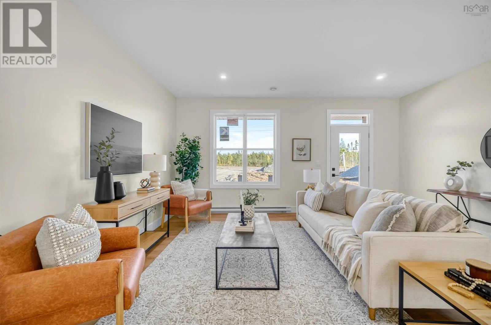 28 Ravenwood Drive