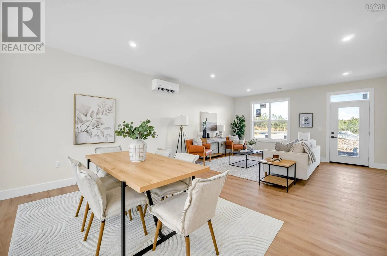 28 Ravenwood Drive
